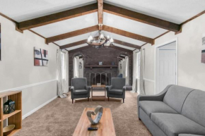 Two Kitchens Family Friendly in Forestdale